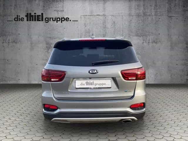 Kia Sorento Platinum Edition 4WD Pano+Leder+LED+Navi 07/2020-photo-4