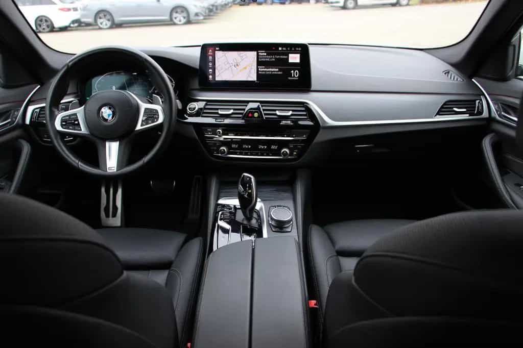 BMW 5 Limousine 520 d xDrive M Sport 09/2022-photo-10