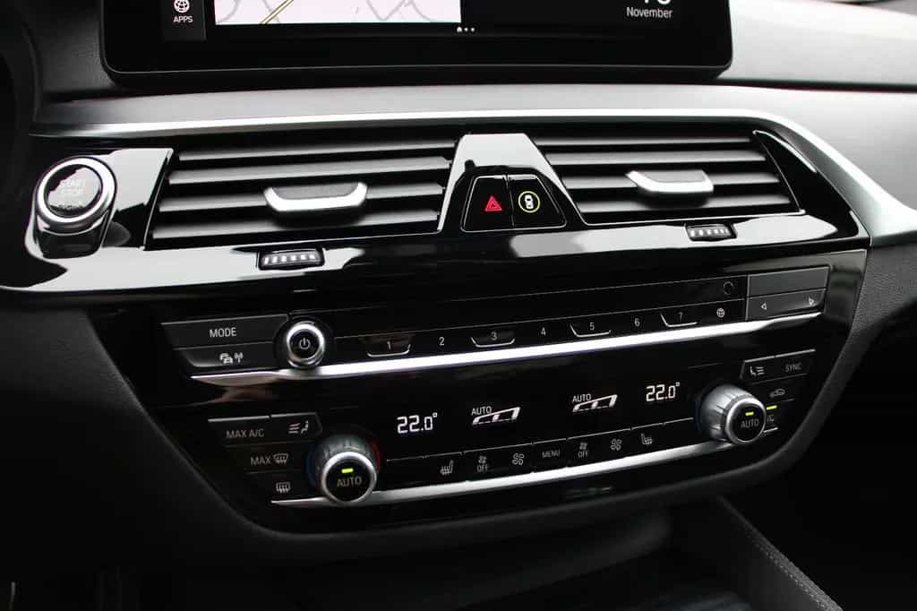 BMW 5 Limousine 520 d xDrive M Sport 09/2022-photo-15