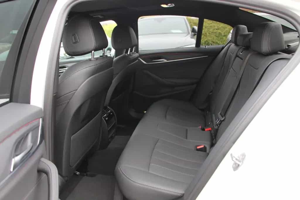BMW 5 Limousine 520 d xDrive M Sport 09/2022-photo-17