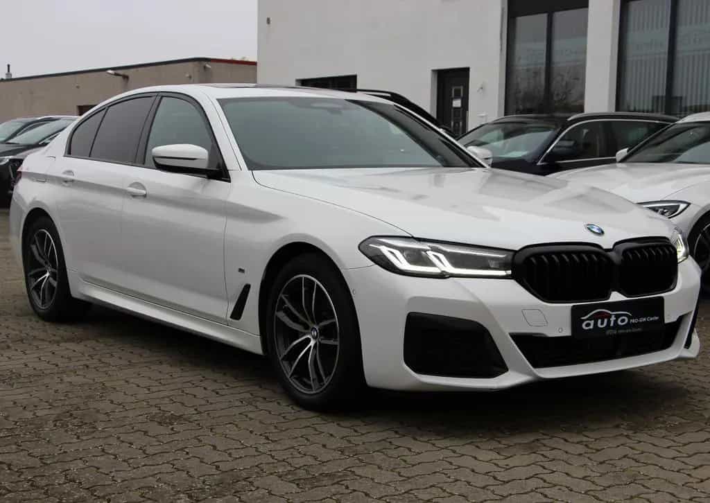 BMW 5 Limousine 520 d xDrive M Sport 09/2022-photo-2