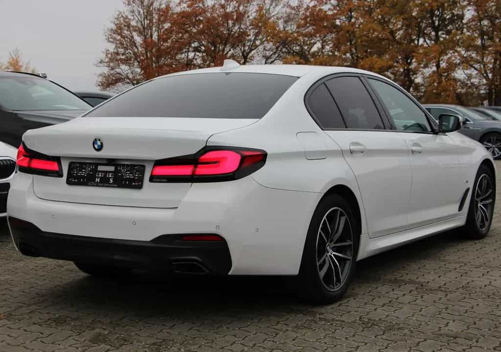 BMW 5 Limousine 520 d xDrive M Sport 09/2022-photo-5