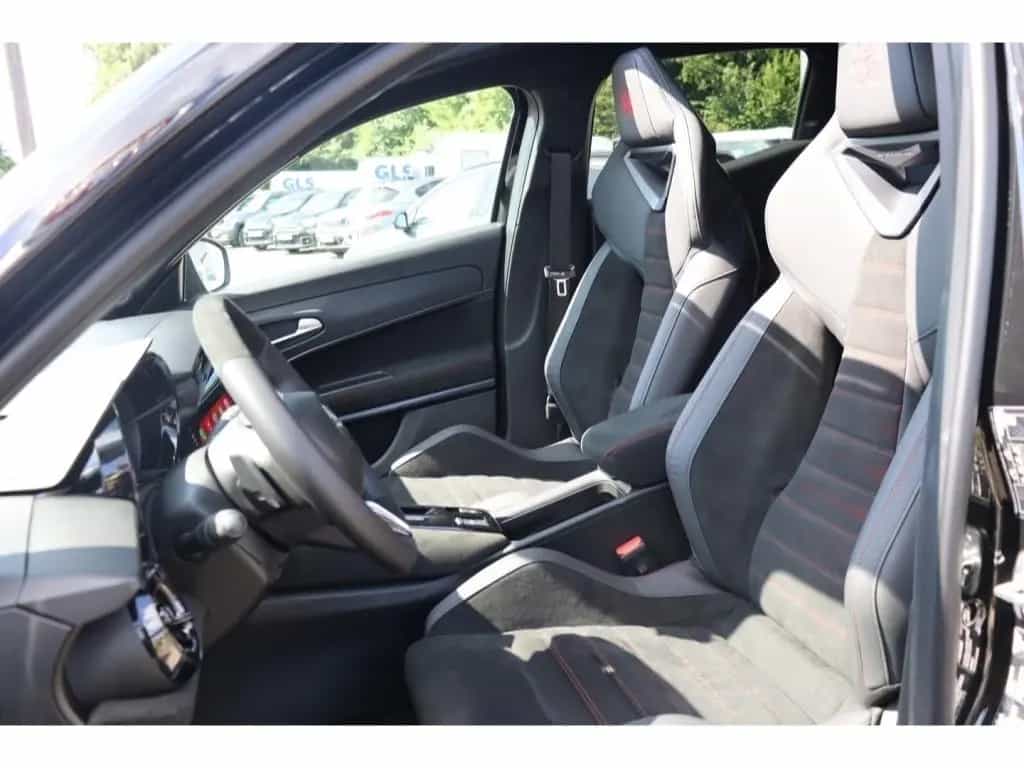 Alfa Romeo Junior IBRIDA Q4 1.2 VGT 145PS DCT6 SPORT SABELT 01/2026-photo-11