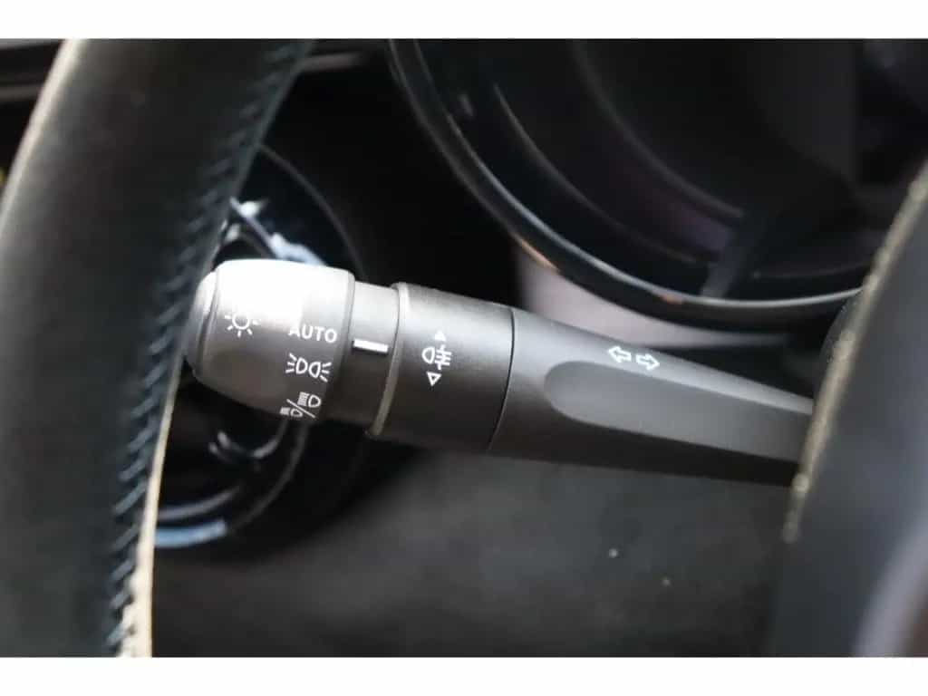 Alfa Romeo Junior IBRIDA Q4 1.2 VGT 145PS DCT6 SPORT SABELT 01/2026-photo-21