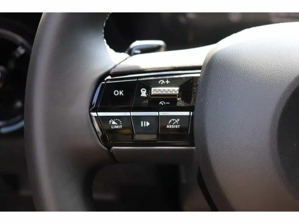 Alfa Romeo Junior IBRIDA Q4 1.2 VGT 145PS DCT6 SPORT SABELT 01/2026-photo-23