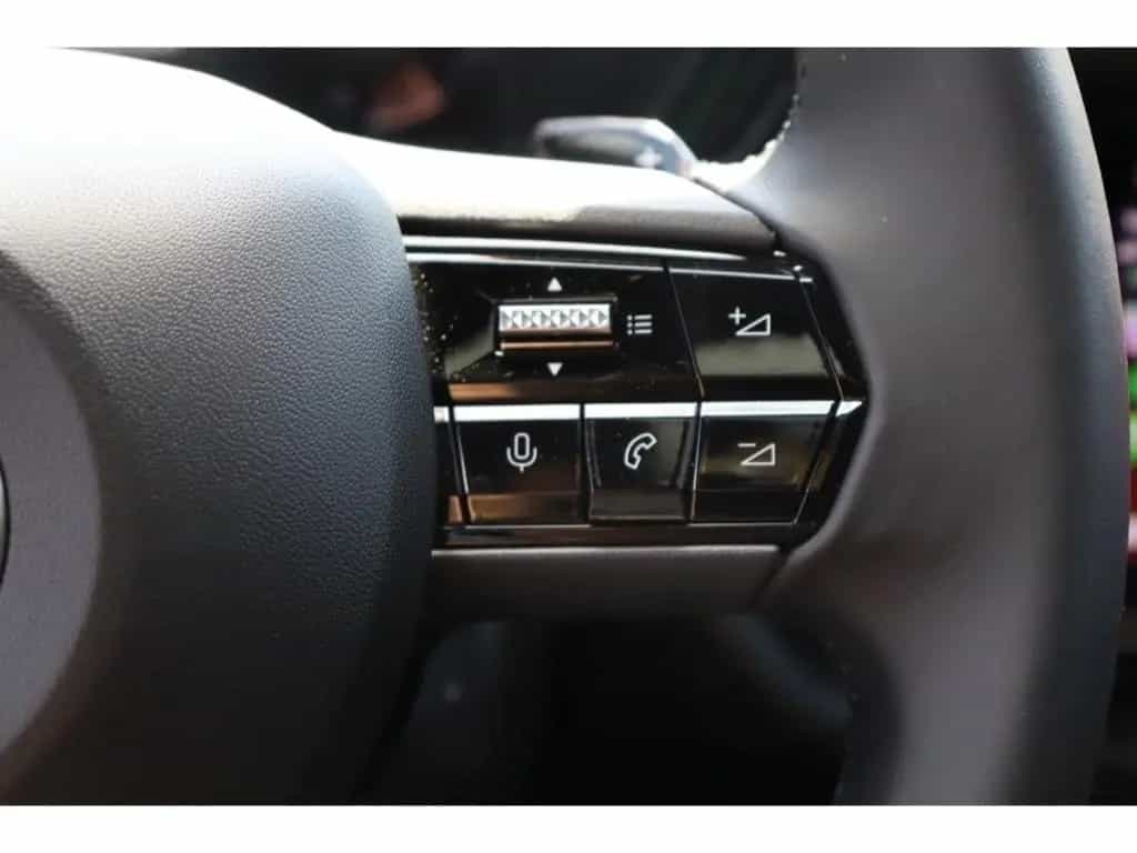 Alfa Romeo Junior IBRIDA Q4 1.2 VGT 145PS DCT6 SPORT SABELT 01/2026-photo-24
