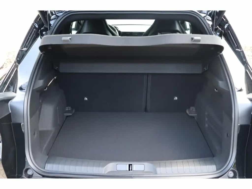 Alfa Romeo Junior IBRIDA Q4 1.2 VGT 145PS DCT6 SPORT SABELT 01/2026-photo-39