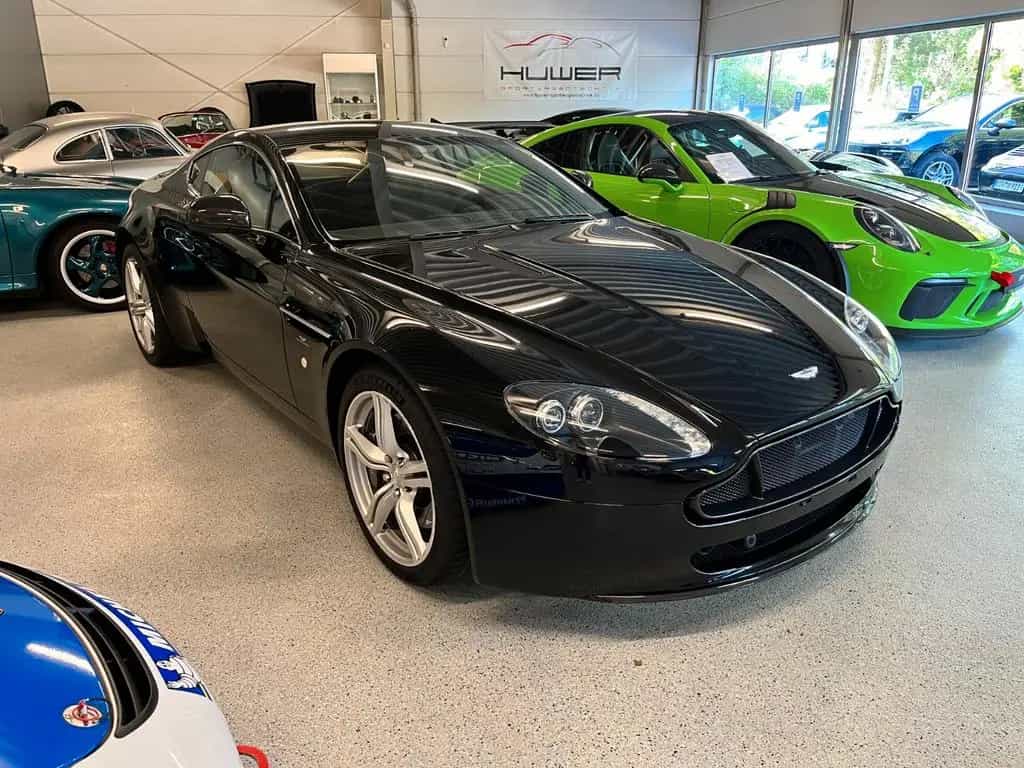 Aston Martin V8 Vantage 4.7l **MANUAL** 1 Owner** 01/2012-photo-1