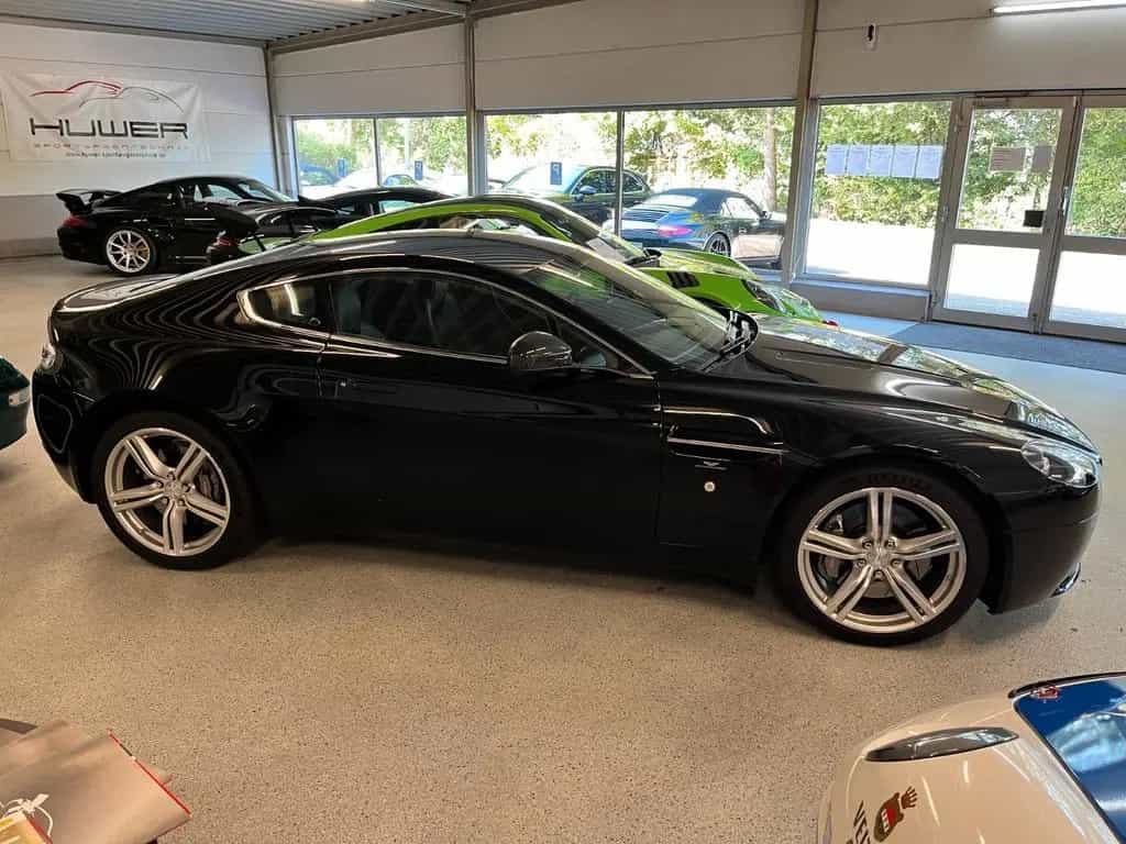 Aston Martin V8 Vantage 4.7l **MANUAL** 1 Owner** 01/2012-photo-7