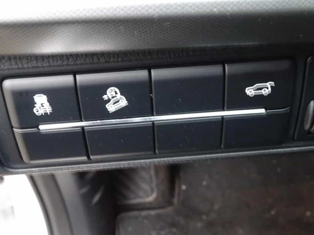 KGM Rexton 2.2 E-XDI 4WD 8AT MY25 Black 3.5t 10/2025-photo-15