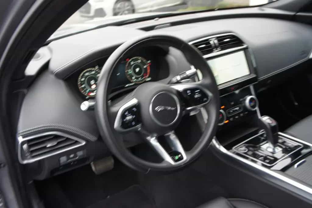 Jaguar XE R-Dynamic SE 4x4*LEDER*MERIDIAN*LED*360* 04/2021-photo-10