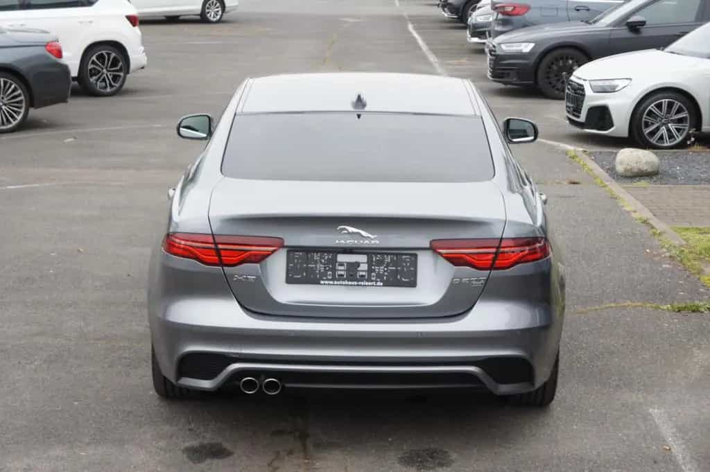 Jaguar XE R-Dynamic SE 4x4*LEDER*MERIDIAN*LED*360* 04/2021-photo-5