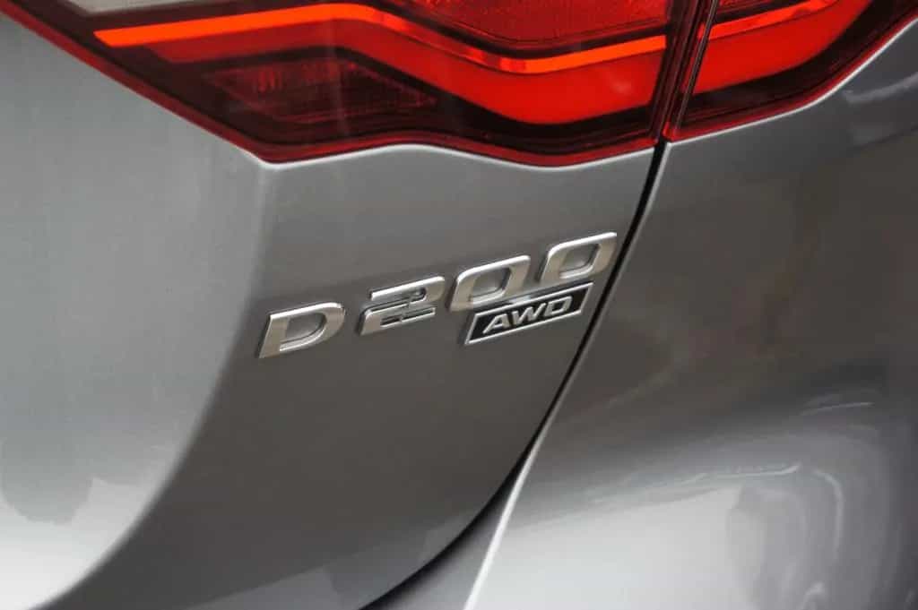 Jaguar XE R-Dynamic SE 4x4*LEDER*MERIDIAN*LED*360* 04/2021-photo-6