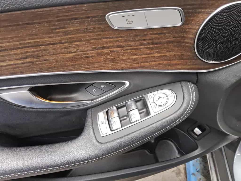Mercedes-Benz C 300 Avantgarde Airm. Navi Multibeam GSD StHzg 09/2019-photo-8