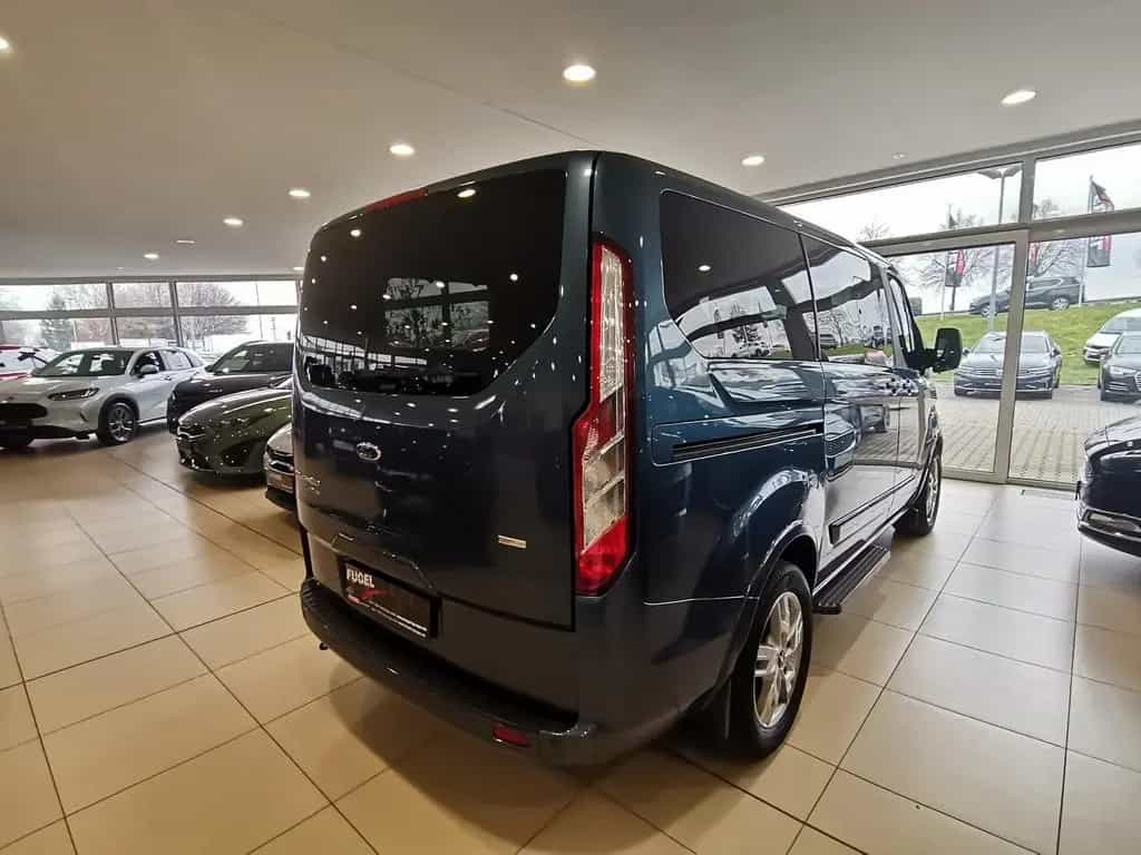 Ford Tourneo Custom 2.0 TDCi L1 Titanium PDC|SHZ|GRA 05/2018-photo-4