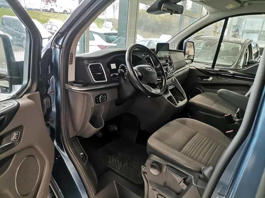 Ford Tourneo Custom 2.0 TDCi L1 Titanium PDC|SHZ|GRA 05/2018-photo-8