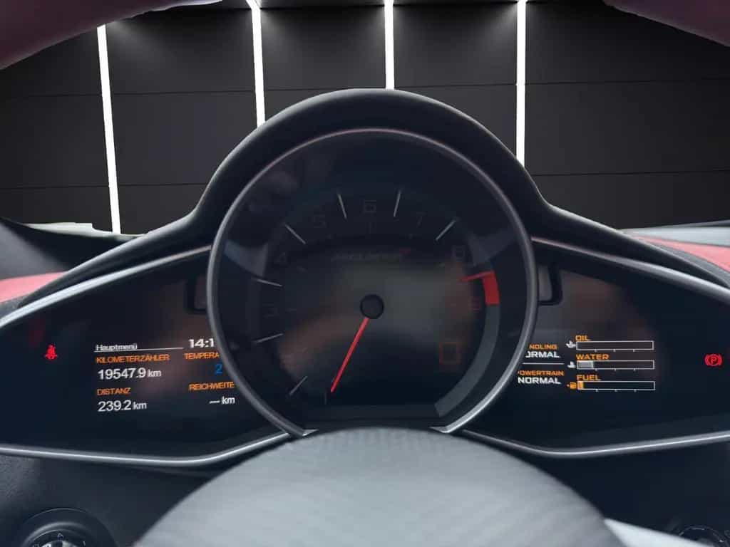 McLaren MP4-12C 3.8V8*1HAND*CARBON*SCHECKHEFT*UNFALLFREI 03/2012-photo-9