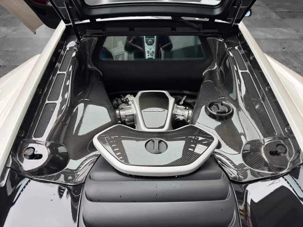 McLaren MP4-12C 3.8V8*1HAND*CARBON*SCHECKHEFT*UNFALLFREI 03/2012-photo-13