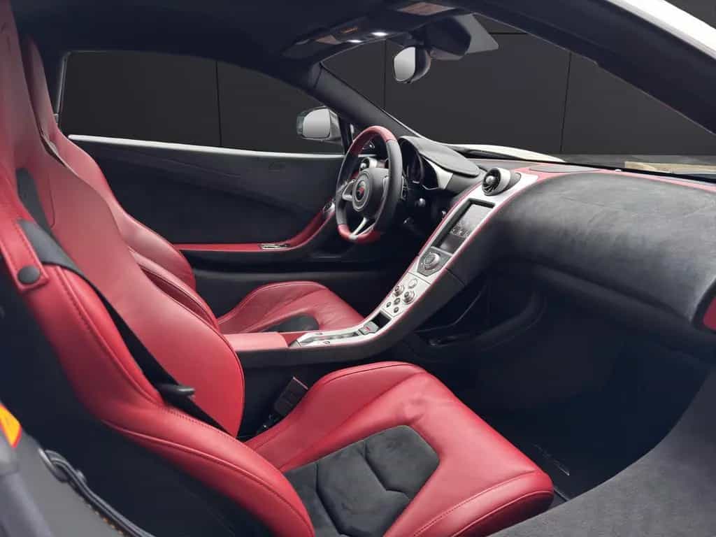 McLaren MP4-12C 3.8V8*1HAND*CARBON*SCHECKHEFT*UNFALLFREI 03/2012-photo-14