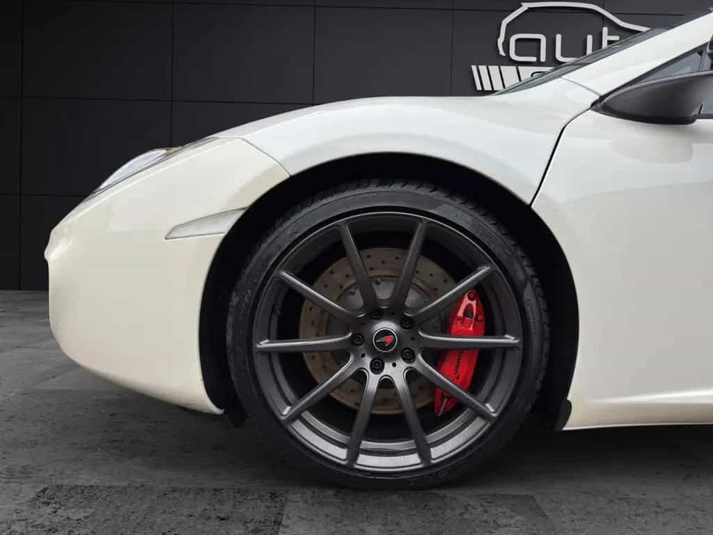 McLaren MP4-12C 3.8V8*1HAND*CARBON*SCHECKHEFT*UNFALLFREI 03/2012-photo-15