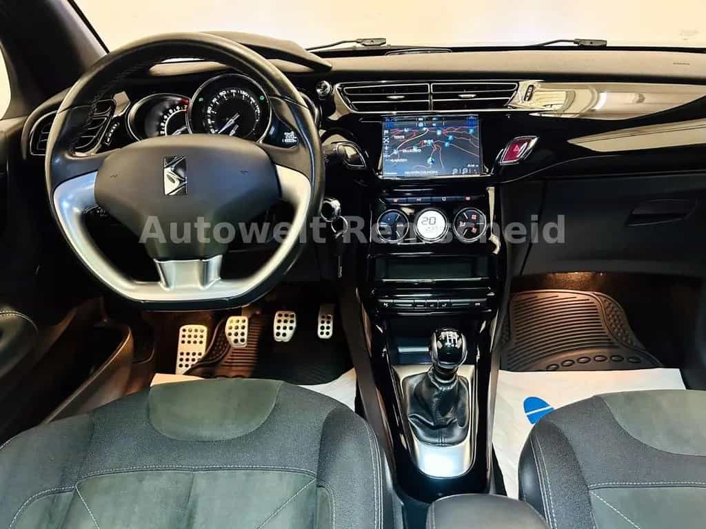 DS Automobiles DS3 DS 3 Sport Chic 12/2013-photo-13