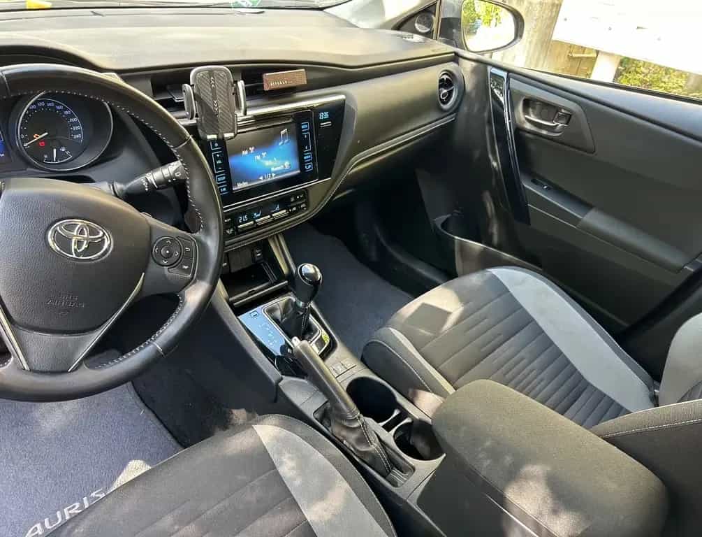 Toyota Auris Automatik Rückfahrkamera Start/Stop 02/2016-photo-0