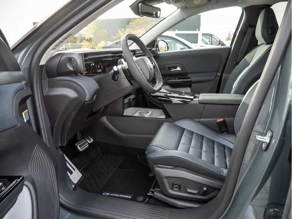 Citroën C5 Aircross 1.2 145 Hybrid MAX NAVI ACC HUD LED 11/2025-photo-11