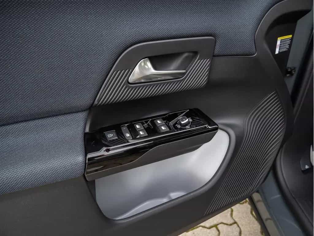 Citroën C5 Aircross 1.2 145 Hybrid MAX NAVI ACC HUD LED 11/2025-photo-22