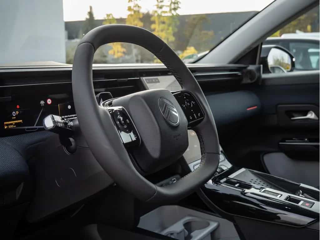 Citroën C5 Aircross 1.2 145 Hybrid MAX NAVI ACC HUD LED 11/2025-photo-23