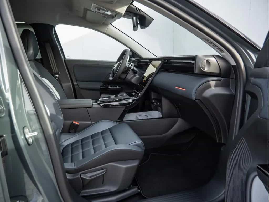 Citroën C5 Aircross 1.2 145 Hybrid MAX NAVI ACC HUD LED 11/2025-photo-8