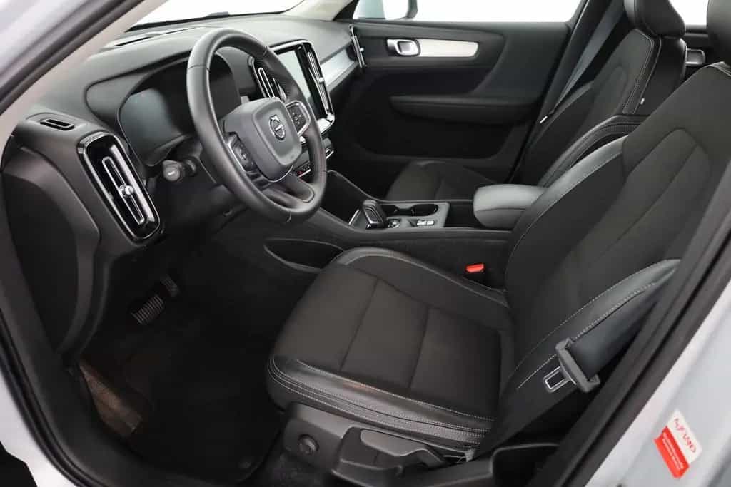 Volvo XC40 T4 Momentum Pro LED Kamera Sitzheizung Navi 07/2019-photo-20