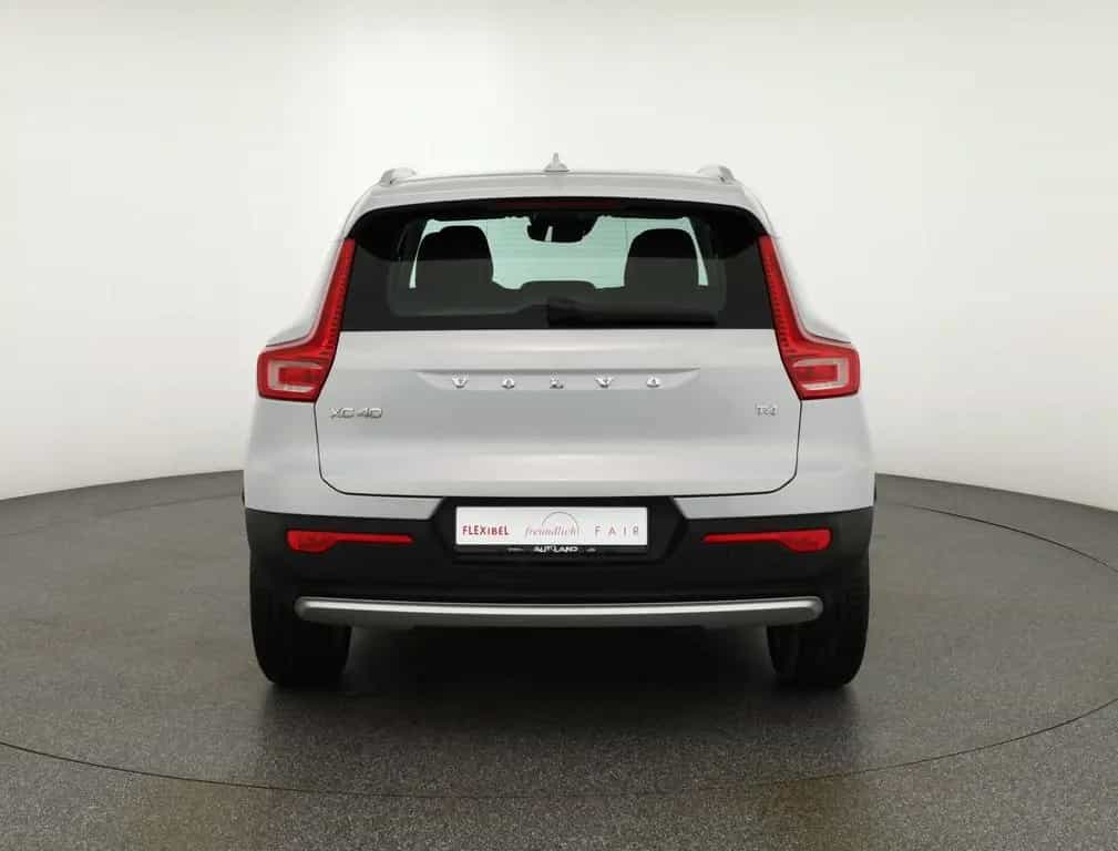 Volvo XC40 T4 Momentum Pro LED Kamera Sitzheizung Navi 07/2019-photo-3