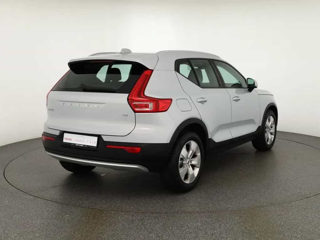 Volvo XC40 T4 Momentum Pro LED Kamera Sitzheizung Navi 07/2019-photo-4