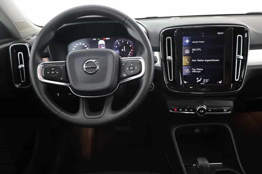 Volvo XC40 T4 Momentum Pro LED Kamera Sitzheizung Navi 07/2019-photo-9
