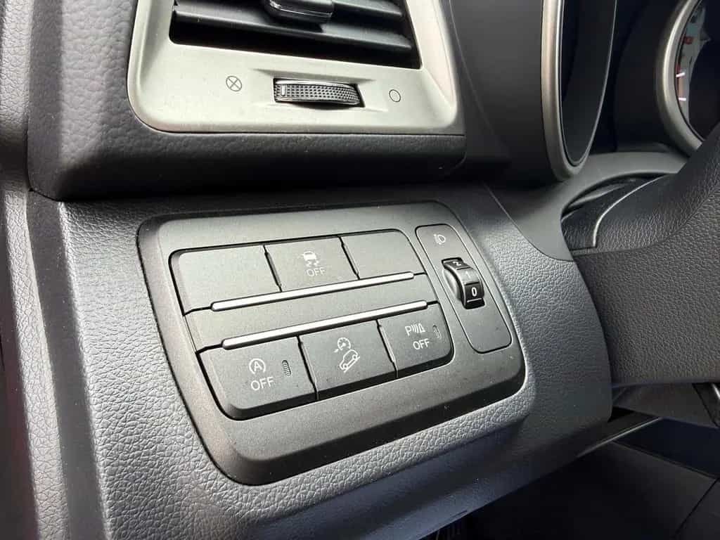 Ssangyong Tivoli Quartz 4x2 12/2019-photo-8