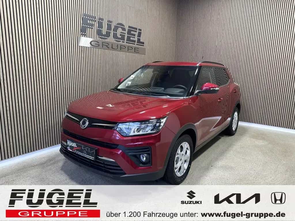 Ssangyong Tivoli 1.5 P Quartz 4x2 Navi|RFK|LED 06/2025-photo-0