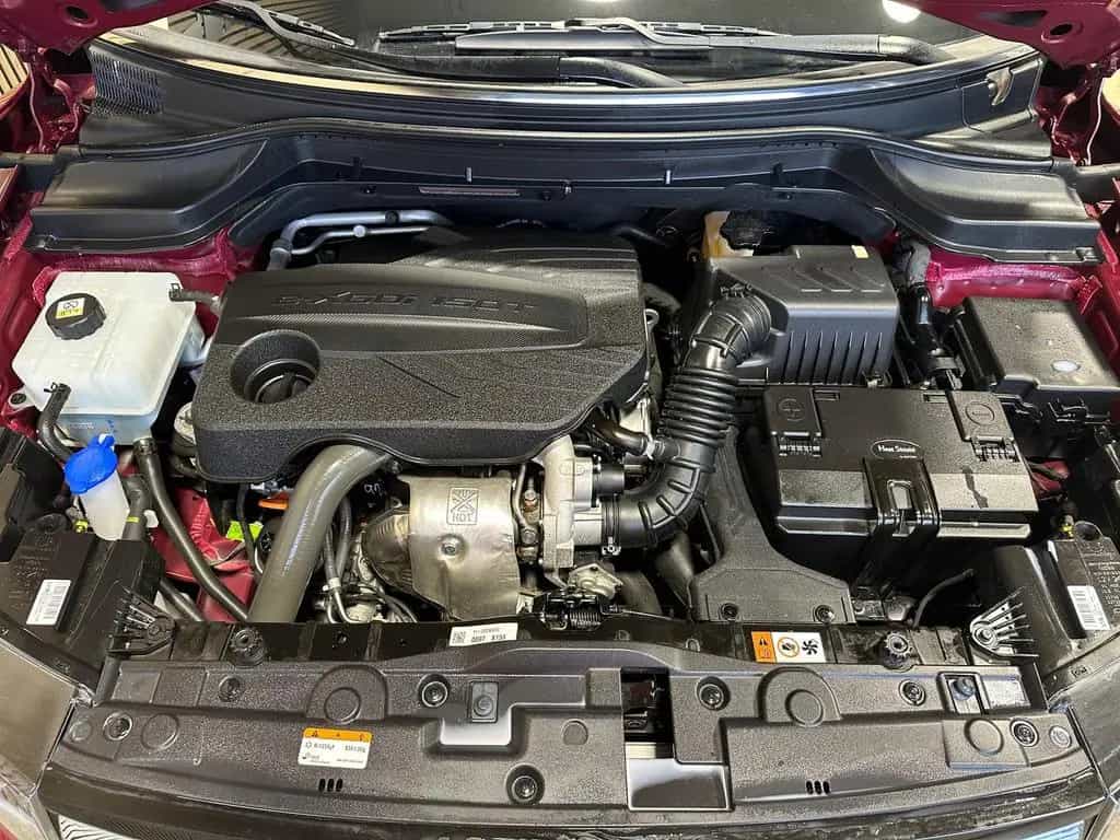 Ssangyong Tivoli 1.5 P Quartz 4x2 Navi|RFK|LED 06/2025-photo-21
