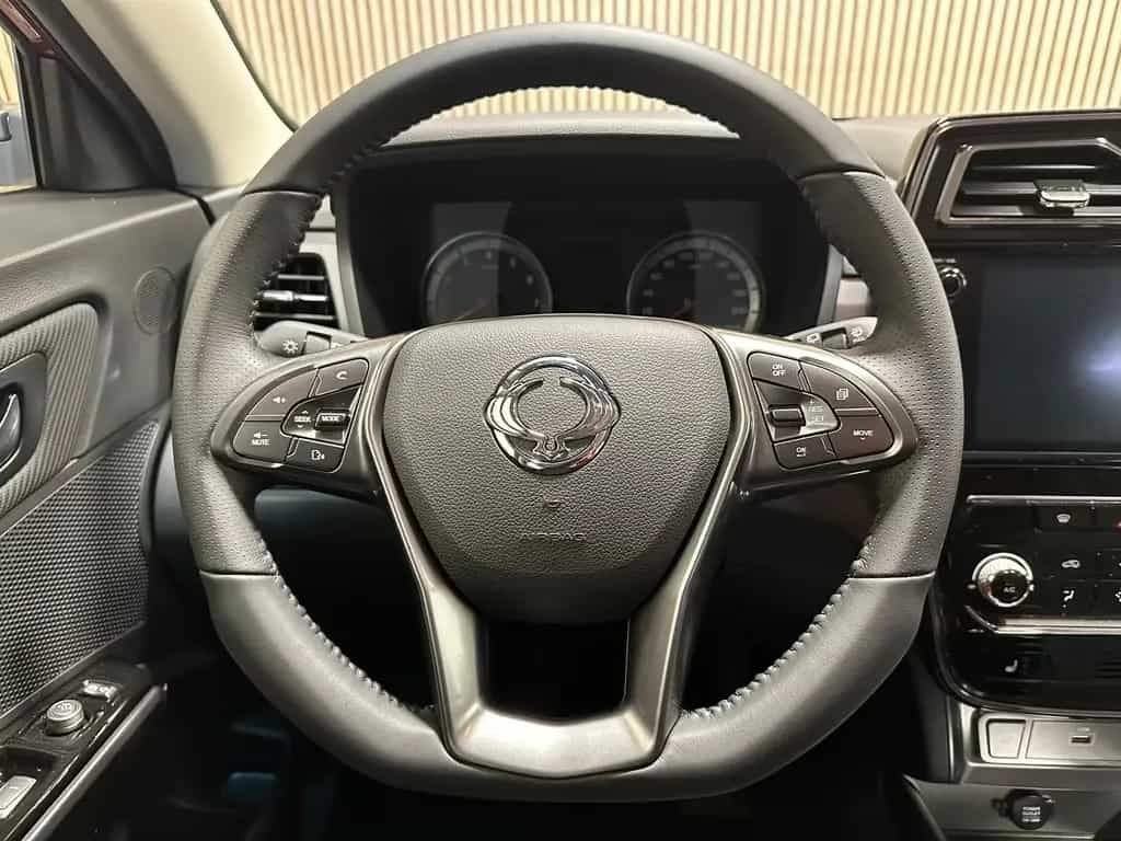 Ssangyong Tivoli 1.5 P Quartz 4x2 Navi|RFK|LED 06/2025-photo-7