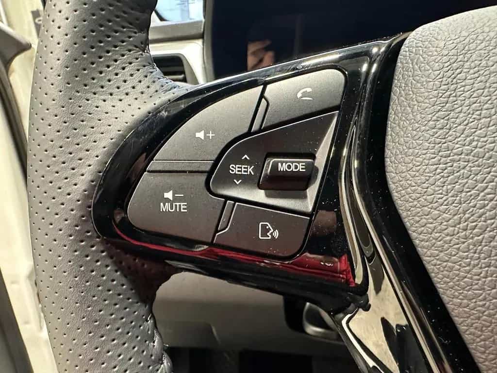 KGM Tivoli 1.5 T-GDi 120kW Blackline AT LED|Navi|SHZ 06/2025-photo-11