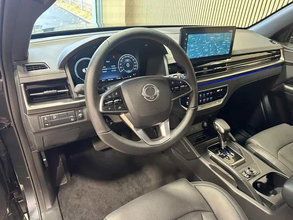 Ssangyong MUSSO 2.2 D 4WD AT Sapphire Elegance|20Z|Pano 06/2025-photo-5