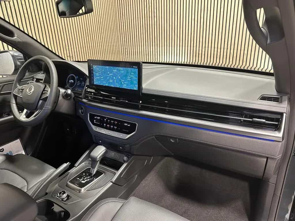 Ssangyong MUSSO 2.2 D 4WD AT Sapphire Elegance|20Z|Pano 06/2025-photo-8