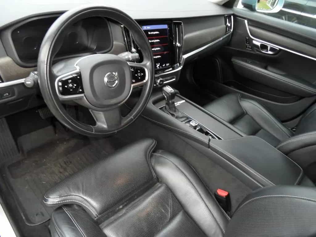 Volvo V90 Cross Country AWD 01/2019-photo-8