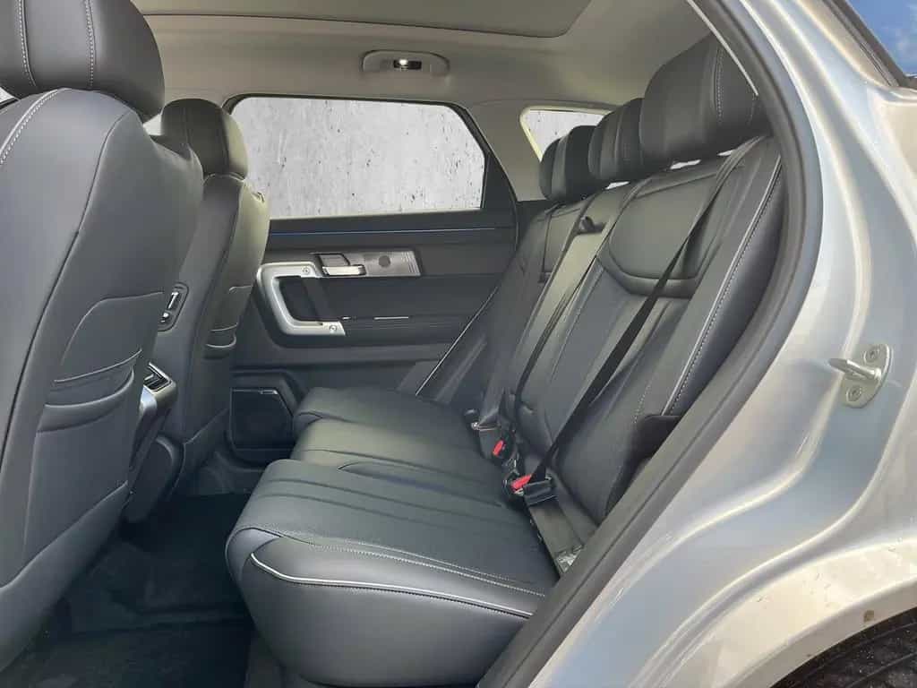 JAECOO 7 1.6 TGDI Trazione AWD Exclusive 360+HUD+Kam. 09/2025-photo-11
