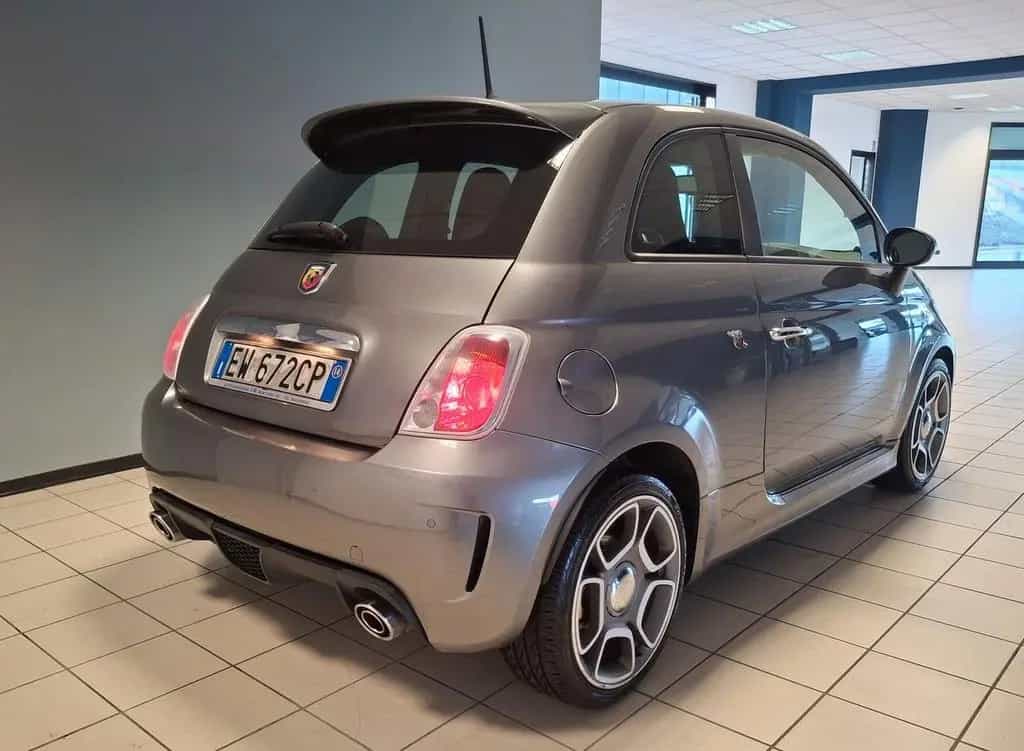 Abarth 500 1.4 Turbo T-Jet Custom 06/2014-photo-2