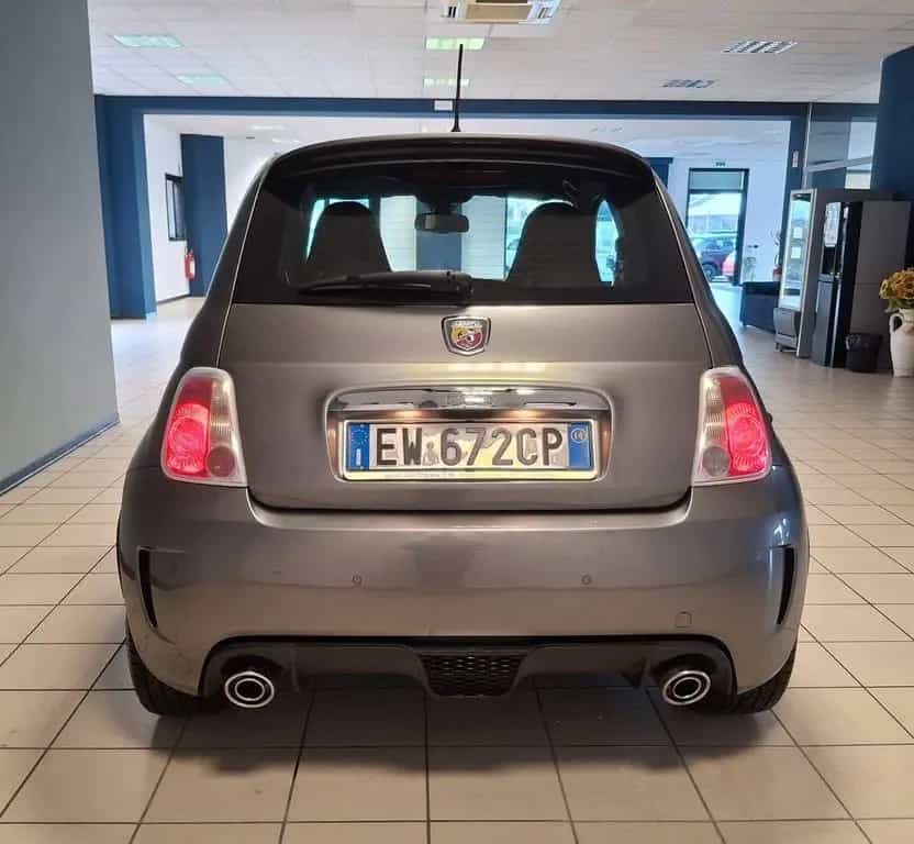 Abarth 500 1.4 Turbo T-Jet Custom 06/2014-photo-3
