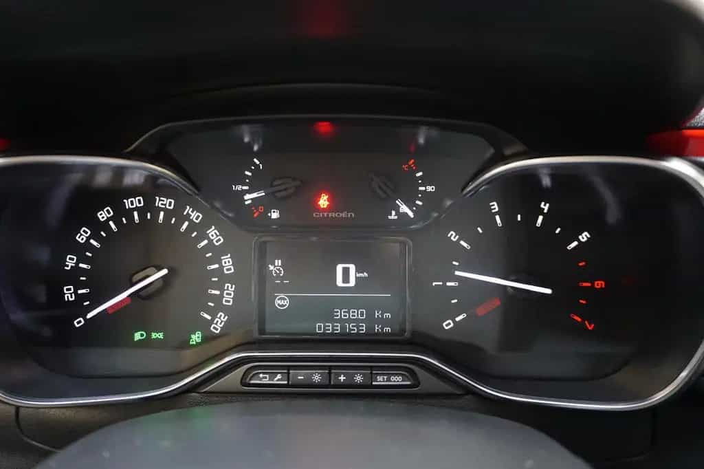 Citroën C3 Shine NAVI, SITZHEIZUNG, KLIMAAUTOMATIK, PDC 04/2019-photo-13