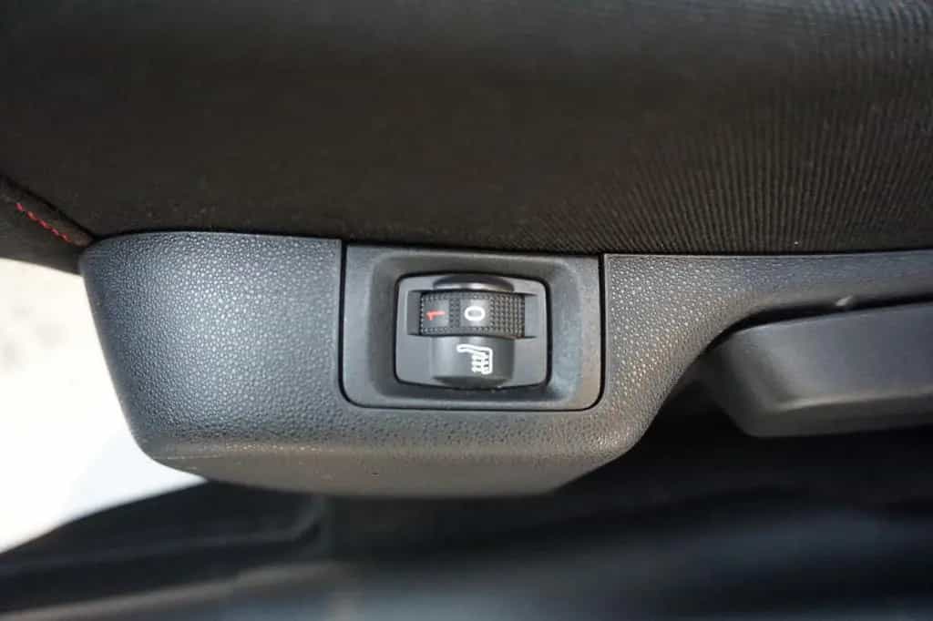 Citroën C3 Shine NAVI, SITZHEIZUNG, KLIMAAUTOMATIK, PDC 04/2019-photo-18