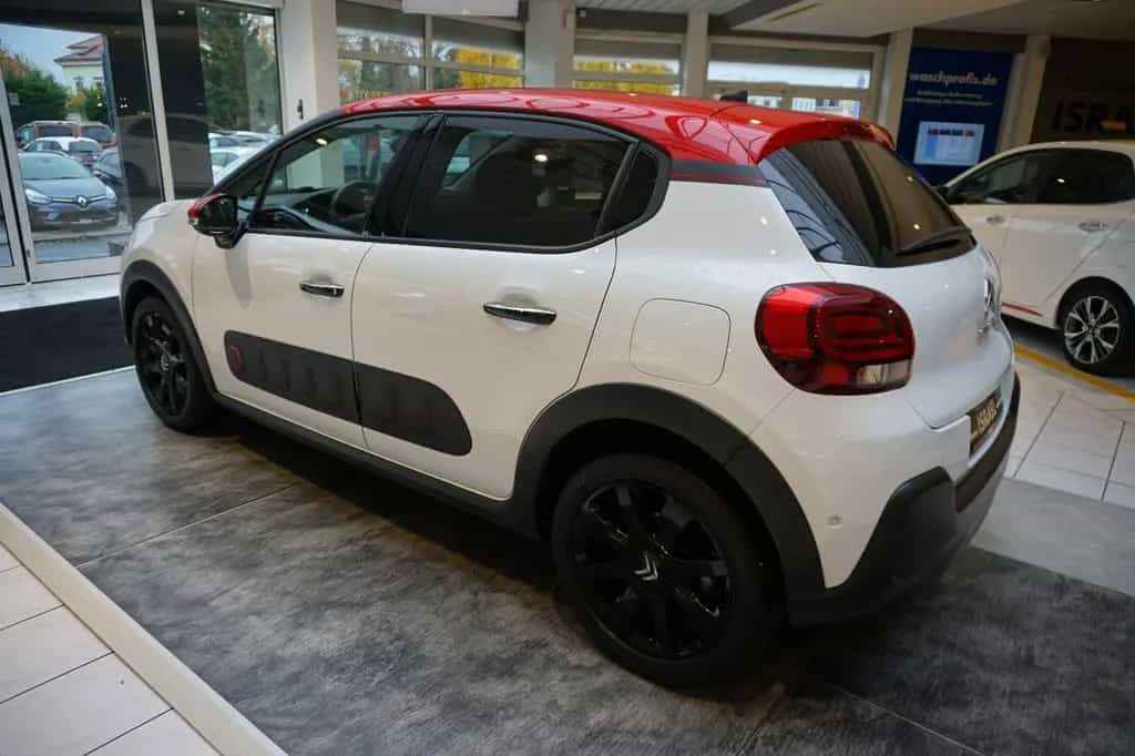 Citroën C3 Shine NAVI, SITZHEIZUNG, KLIMAAUTOMATIK, PDC 04/2019-photo-4