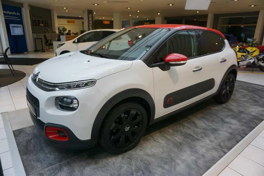 Citroën C3 Shine NAVI, SITZHEIZUNG, KLIMAAUTOMATIK, PDC 04/2019-photo-5