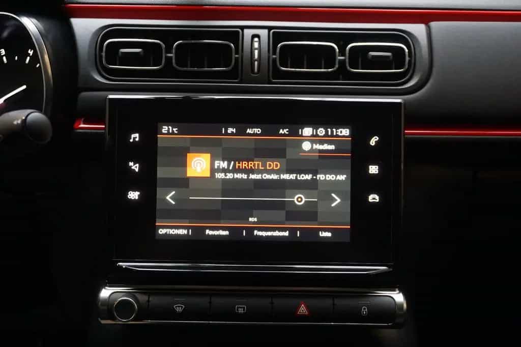 Citroën C3 Shine NAVI, SITZHEIZUNG, KLIMAAUTOMATIK, PDC 04/2019-photo-8
